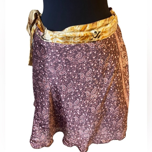 Kariza Designs Gold Purple Silk Reversible Wrap Skirt - Picture 9 of 16